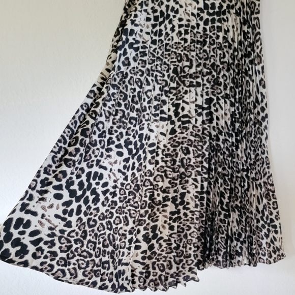 DO+RE Pleated Leopard Print Midi Skirt L. - Picture 6 of 10